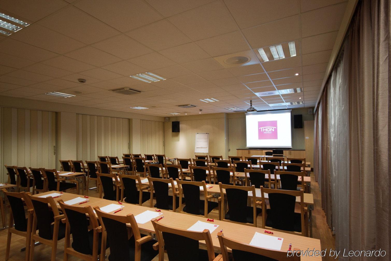 Thon Partner Hotel Backlund Levanger Bagian luar foto