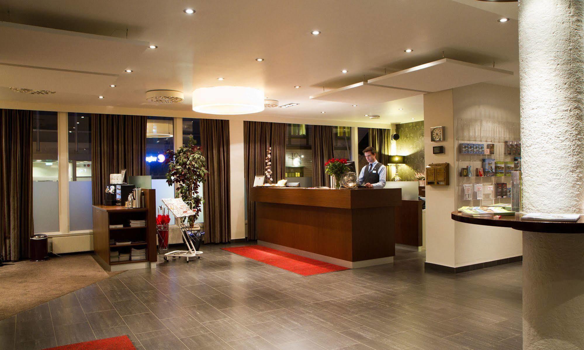 Thon Partner Hotel Backlund Levanger Bagian luar foto
